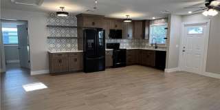 ANNUAL RENTAL - 3 BED / 2 BATH SINGLE FAMILY HOME IN NAPLES PARK Gallery 4