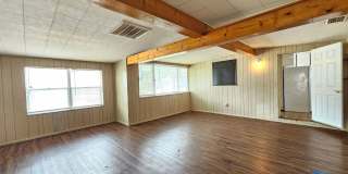 4 Bedroom, 3 Bath HOUSE with a detached 1 Bedroom and 1 bath in Lakeland *MOVE-IN SPECIAL* Gallery 6