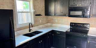 1303 Elmwood Avenue Gallery 3