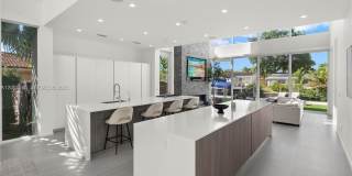 2217 NE 17th Ter Gallery 14