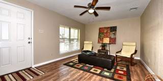 ONE STORY HOME  |  3 BEDS & 2 BATHS  |  LARGE SHED Gallery 5