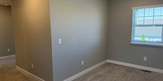 Comfort & Space Await in This Stunning 4BR Dayton Home Gallery 15