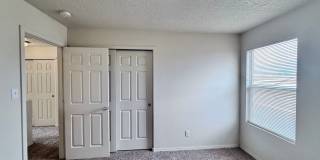 4 bedroom 2.5 bath home-New Flooring Gallery 18
