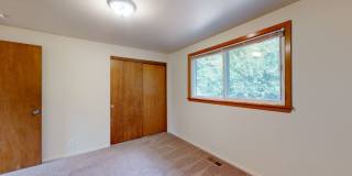 Application pending- Location, Location! - Four Bedroom house located minutes from Des Moines Waterfront Gallery 19