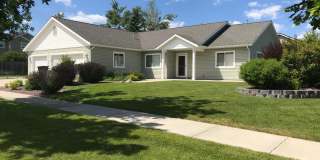 Beautiful Single-Level Home with 3-Car Garage, RV Parking & Gorgeous Landscaping Gallery 5