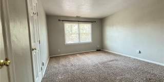 472 Falling LN Gallery 19