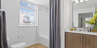 8000 Uptown Gallery 14