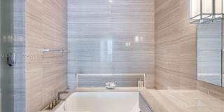 18975 E Collins Ave Gallery 22