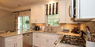 This home is so charming that you will fall in love! Gallery 6