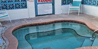 Beautiful 2/2 on Water Gallery 48