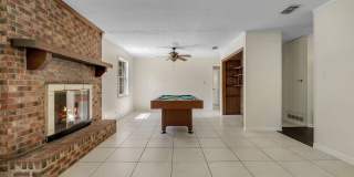 2613 Killarney Way Gallery 26