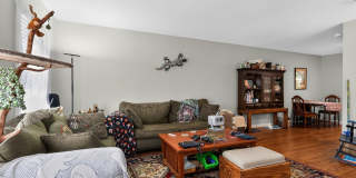 Charming 2BR Townhome in Athens Gallery 6