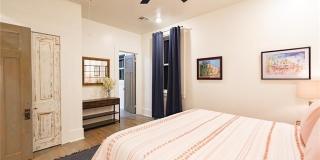 625 LOUISA Street Gallery 13