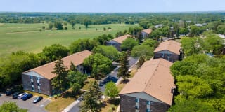 Emerald Pointe Apartments Gallery 13