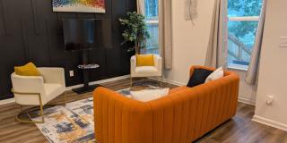 Room in 3 Bedroom Home at Sullins Rd Gallery 13