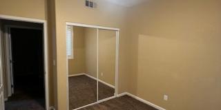 3 Bedroom Condo - Gated - Summerlin - Detached Garage- New Carpet Gallery 12