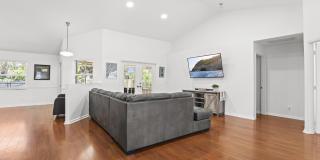 13885 Sheffield Street Gallery 8