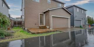 Spacious 4br/2.5ba house with garage in well maintained neighborhood Gallery 28