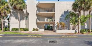 3100 Riverside Dr Gallery 1