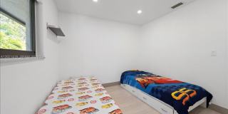 5750 Turin St Gallery 25