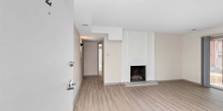 Oval Spring Apartments Gallery 52