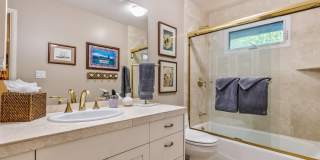 Exquisite haven in prestigious Portlock! AC, Ocean Views, Pool, Hale Ola Gallery 39