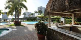 18151 NE 31st Ct Gallery 35