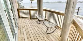 Gorgeous furnished waterfront home for rent on Okaloosa Island! Gallery 17
