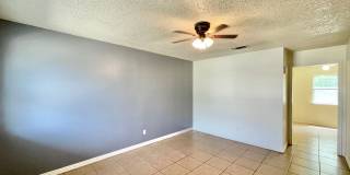 Price Drop + 1/2 Off 1st Months Rent! Viewable June 12th!  Small Dogs Accepted! Gallery 4