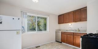 4 Burlingame Court Gallery 7