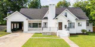 For Rent | Fully Furnished 5,000 Sq. Ft. Luxury Home with Pool Gallery 1
