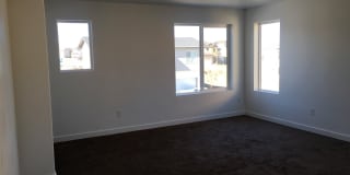 Beautiful 3 Bedroom Home in Herriman with Fenced Yard!! Gallery 9