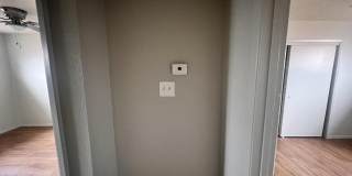 423 Dallas Street SE Gallery 17