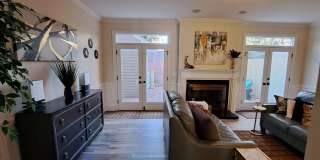 Gorgeous Furnished Three Bedroom Condo- Shorter/Long Term Leases Acceptable! Gallery 1