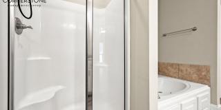 3 Bedroom House in University Villas| Community Pool |Gated Community Gallery 15