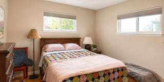 Fully Furnished, UTILITIES INCLUDED Brick Duplex Near Northfield – Just Bring Your Clothes! Gallery 8