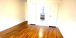 1030 E 57th Street Gallery 4
