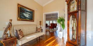 2317 NE 28th Court Gallery 9