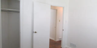 1456 E Elm Street Gallery 16