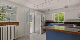 21 Clinton Avenue Gallery 13