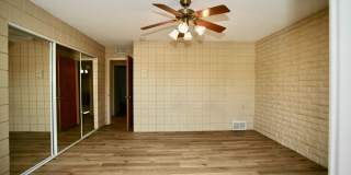 Mid-Century Modern 3Br 2Ba on 1/2ac with View! Gallery 12