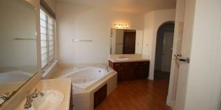 FOR RENT- 4BED/3BATH- Sheperd/Temperance- 2475 Deauville Gallery 23