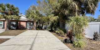 945 Burlwood Street Gallery 1