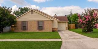 2404 Fieldstone Drive Gallery 1