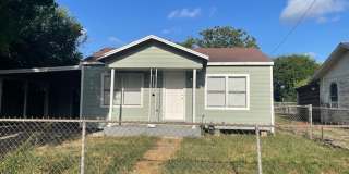 Move in ASAP-3 bedroom-1/2 off first months rent Gallery 1