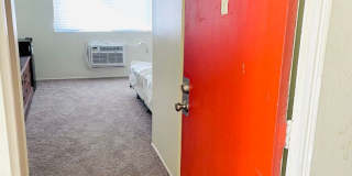 Studio Apartment on Las Vegas Strip - Close to all of the Excitement & More!! Gallery 42