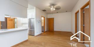 509 North Racine Ave. Gallery 9