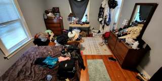 Well Care for Century Home Within Walking Distance to U of I, Downtown, & Multiple Parks Gallery 10