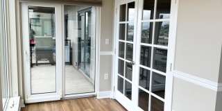 2-bed, 2-bath Condo with Sweeping Views of City and Space Needle! Gallery 14