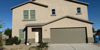 4 BR 2 Story FURNISHED Home near Colorado River "River's Edge" Neighborhood Gallery 1